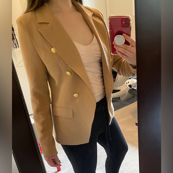 Blazer with Gold Buttons - Picture 5 of 5